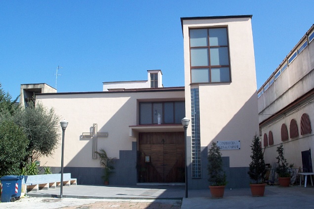 Parrocchia M.SS. del Carmine, Secondigliano, esterno, oggi.