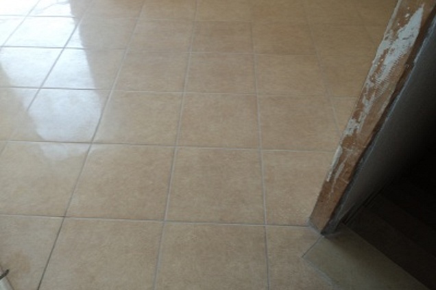 posa in opera pavimento 40x40 montato a rombo