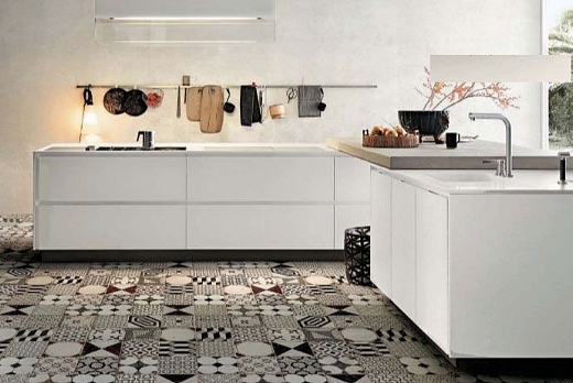 La Riggiola Lavoro realizzato con Maioliche Antiche - 1