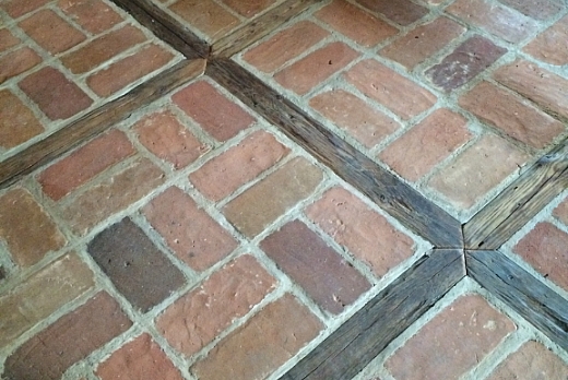 Skyway sas Legnami Antichi di Recupero Mattoncini Antichi per Pavimenti e Rivestimenti - 3