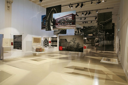 TMM003 Dega Monosint® Multistrato c/o Triennale di Milano.