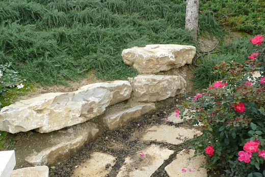 gorietti srl - La Pietra di Pianello blocchi scenografici per giardini e da scogliera - 6