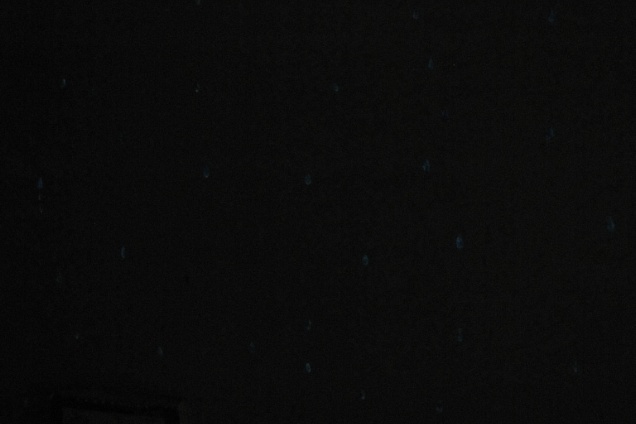 Rivestimento per pareti in resina epossidica con decori che con il buio si illuminano