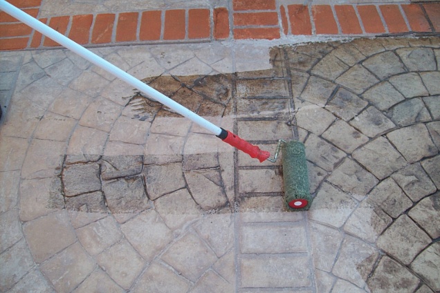 Resinatura pavimenti in microcementi ,stampati ed industriali 