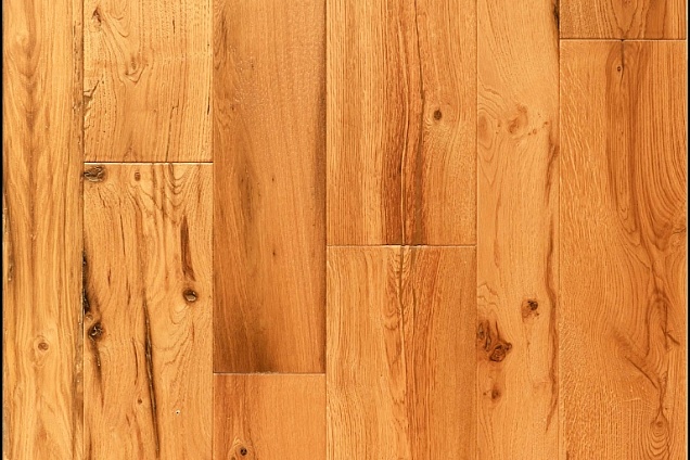 Rovere Sbiancato
Piallato a mano
Olio e Cera