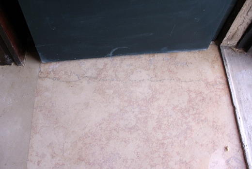 pavimento in marmo: dopo intervento diconsolidamento,