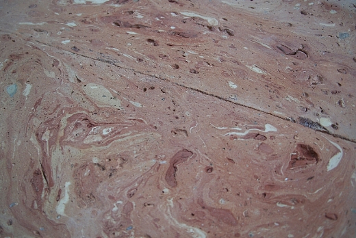 Pavimenti in cotto fatto a mano con impasto variegato delle argille. Formato rettangolare