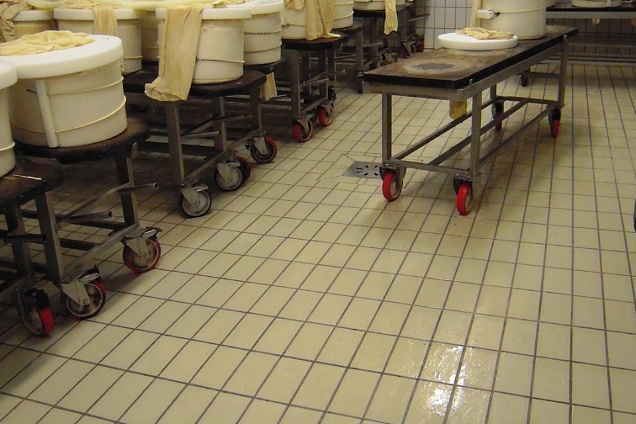 KLINKER PAVIMENTI E RIVESTIMENTI CASEIFICIO