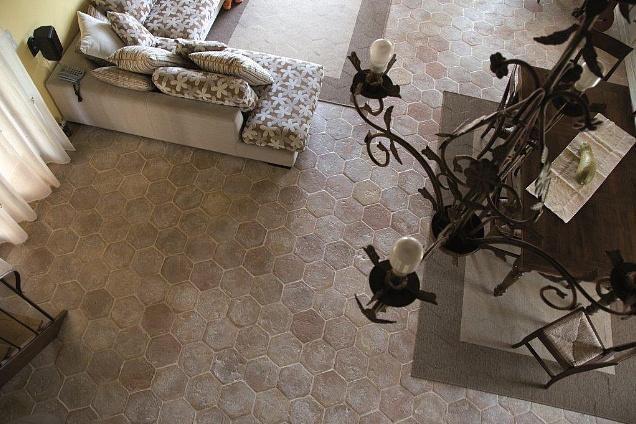 CASTELLO DELLE RACCHIUSOLE