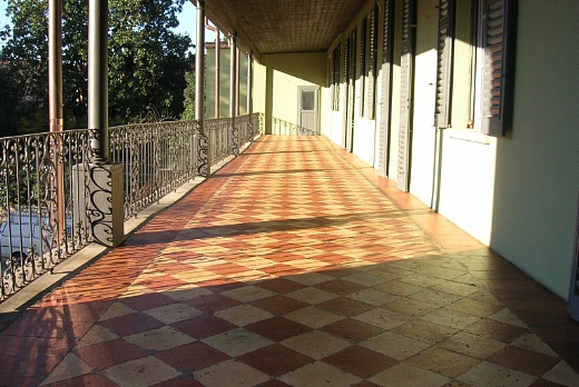 Tartuca Service di Flavio Caminada cotto imprunetino posato esternamente - 3