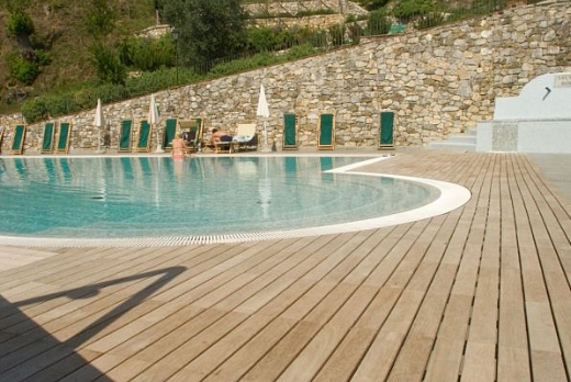 ANTICO CADORE SRL Pavimenti per esterni in teak a listoni - 1