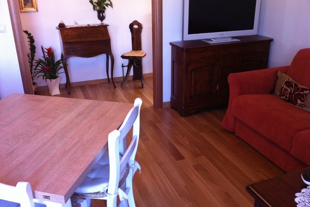 PARQUET / PAVIMENTI IN LEGNO (noce-nazionale) - 5