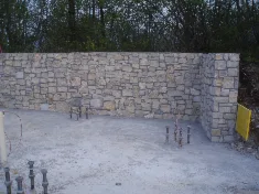 Rivestimento muro in sassi — immagine 1 di 4