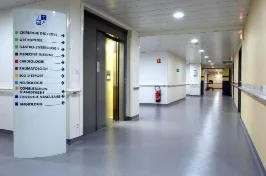 pavimentazione tecnica in pvc per sala opera — immagine 3 di 8