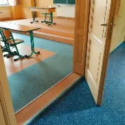 pavimentazione tecnica in pvc per sala opera — immagine 7 di 8