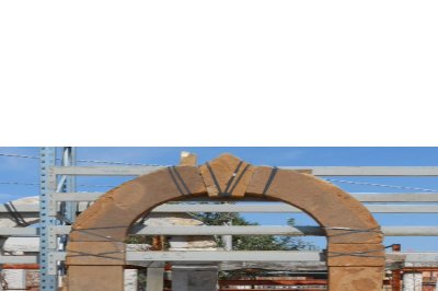 Portali in pietra antichi rotondi