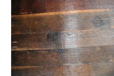 Pavimento in legno antico a listoni