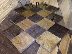 Pavimento in legno antico a dama — immagine 2 di 4
