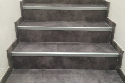 Rivestimento scala legno/resina