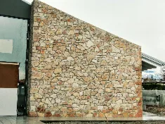 COL MARTIN ANTICATA, RIVESTIMENTI — immagine 1 di 7