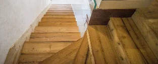 Scale in legno antico di recupero — immagine 4 di 9