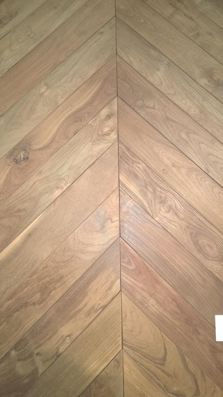 pavimento lisca di pesce in teak antico 51x8x2 n 3 — Artepronta s.a.s.