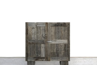 Complementi di design in legno antico