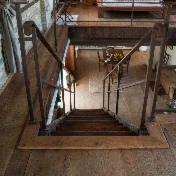 Scale in legno antico di recupero — immagine 8 di 9